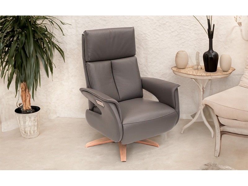 Nessen Oggi Relax Armchair 2