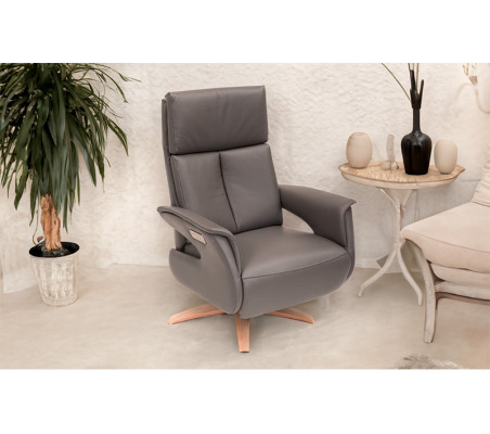 Nessen Oggi Relax Armchair
